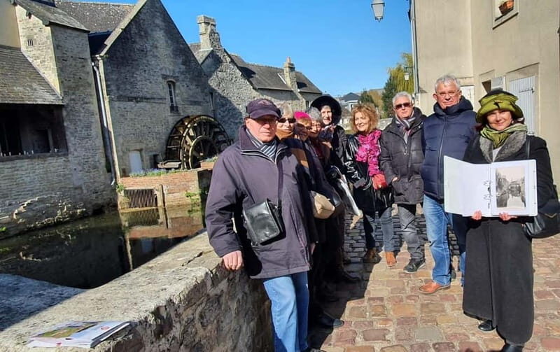 Bayeux: 9.30 DAILY 2-HOUR WALKING GROUP CITY TOUR IN ENGLISH - A Deep Dive into the Bayeux Experience