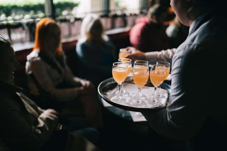 Belfast: A 5 Stop Sunday Brunch Tour with Cocktails - Detailed Breakdown of the Itinerary