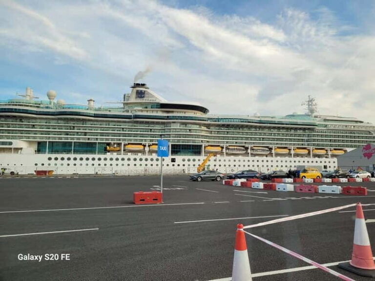 Belfast; High lights Giants Causeway private tours - Detailed Breakdown of the Itinerary