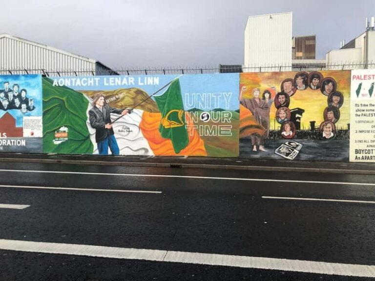 Belfast: Private Black Taxi Tour with Guide - Who Will Love This Tour?