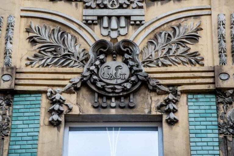 Belgrade: Discover culture-richest street with Art Historian - A Deep Dive into Belgrade’s Cultural Mile