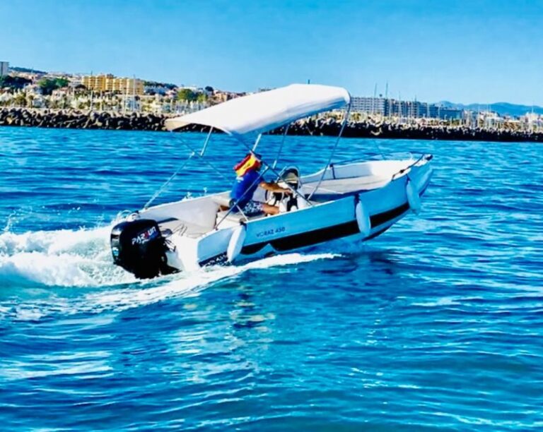 Benalmadena: 6-Seater Speedboat license-free Boat Rental - Itinerary and Onboard Experience