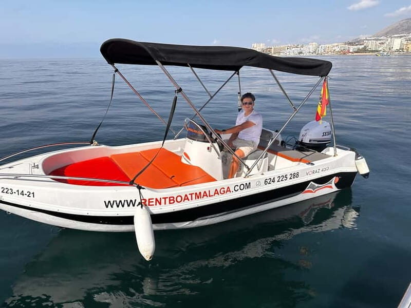 Benalmádena: Boat rentals without a license - The Meeting Point and Practicalities