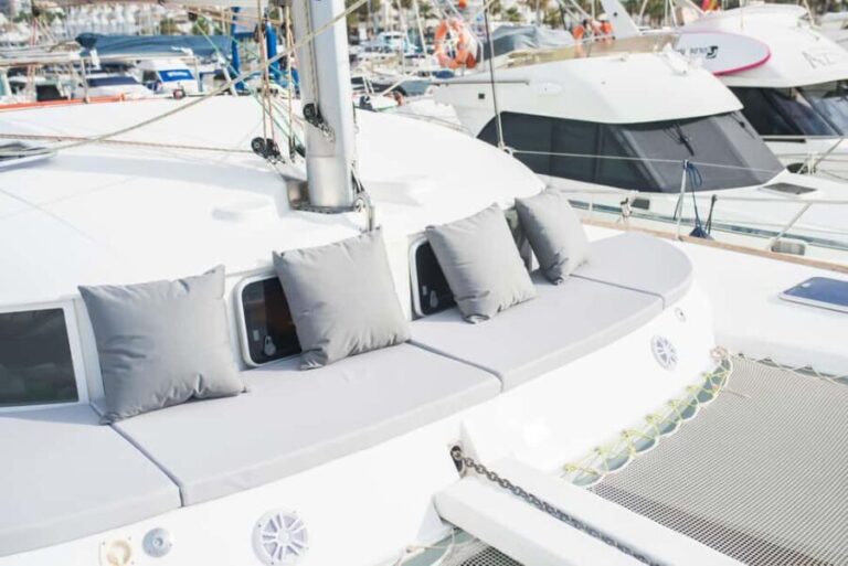 Benalmádena: Sailing & Dolphin Watching with Snacks/Drinks - FAQ