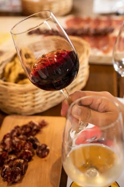 Benevento: picnic among the olive groves of the Sannio and tour of the estate - The Guided Walk: A Peek into Local Agriculture