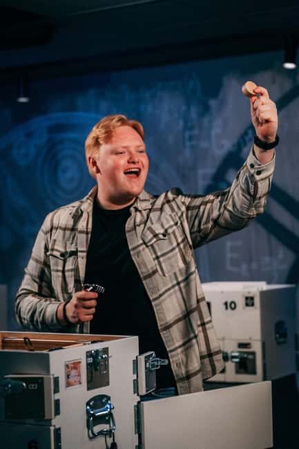 Bergen: The Cube Adventure at Fangene på Fortet - The Itinerary and Experience Breakdown