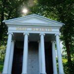 Bergen: Urban Mountain Hiking and History Tour - Exploring Bergen’s Historic Neighborhoods