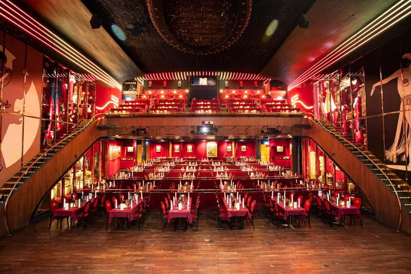 Berlin: "Flying Lights" including Flying Steps variety show - Pricing and Value