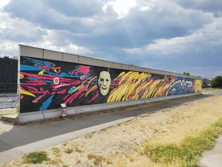 Berlin Friedrichshain: Urban Walk of Grit and Gentrification - After the Tour: Insider Gastro Tips