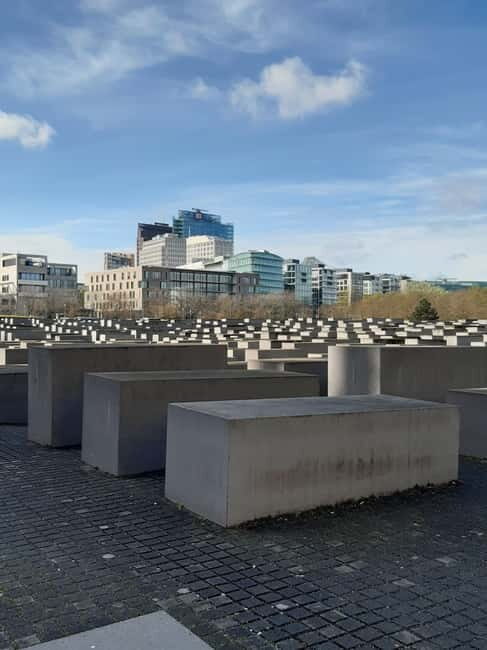 Berlin: Guided walking tour of the must-see sights - Why This Tour Offers Great Value