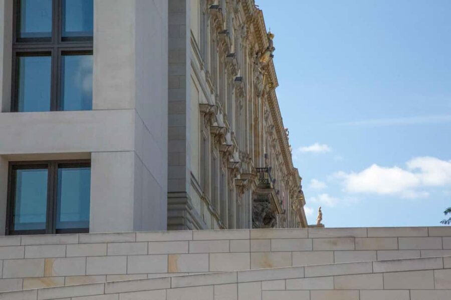 Berlin: history walk - sightseeing walk in english - What to Expect from This Tour