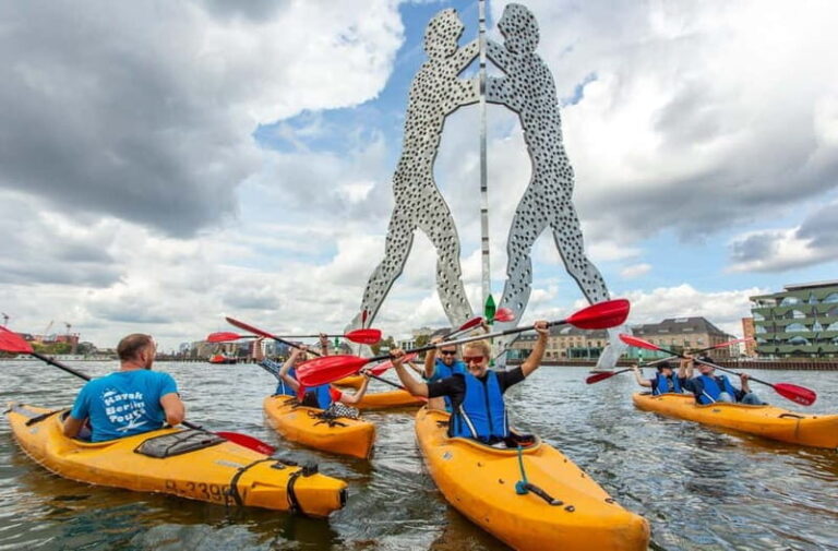 Berlin: Kayaking Tour East - Kreuzberg and Spree river - What to Expect on the Tour