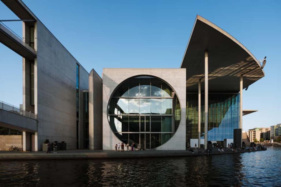 Berlin: Private Photo Session Tour - What Makes This Tour Stand Out