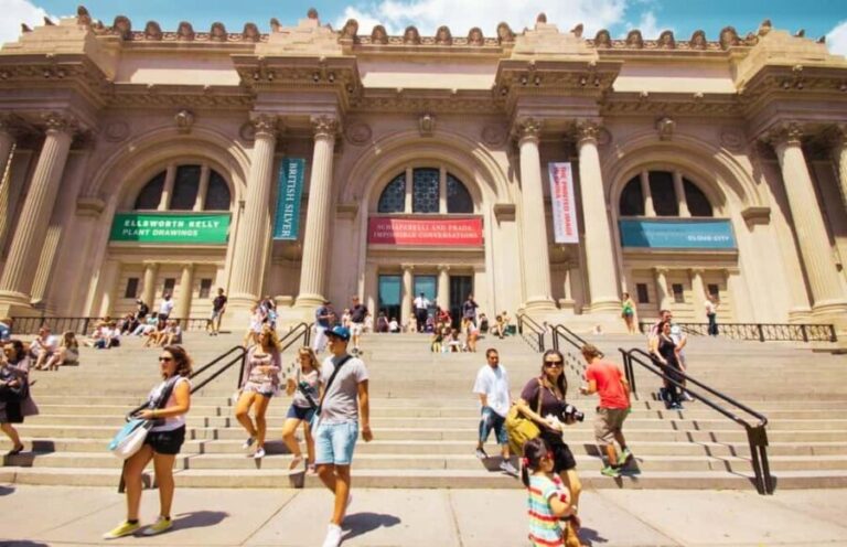 Best of NYC: Gossip Girl Sites Experience - Practical Details and Comfort