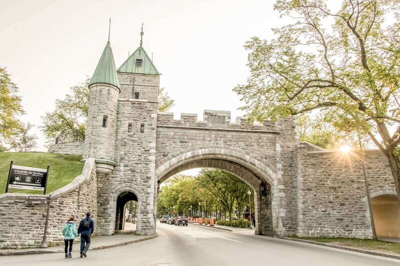 Best of Quebec City: Panoramic Bus Tour with Local Guide - What to Keep in Mind