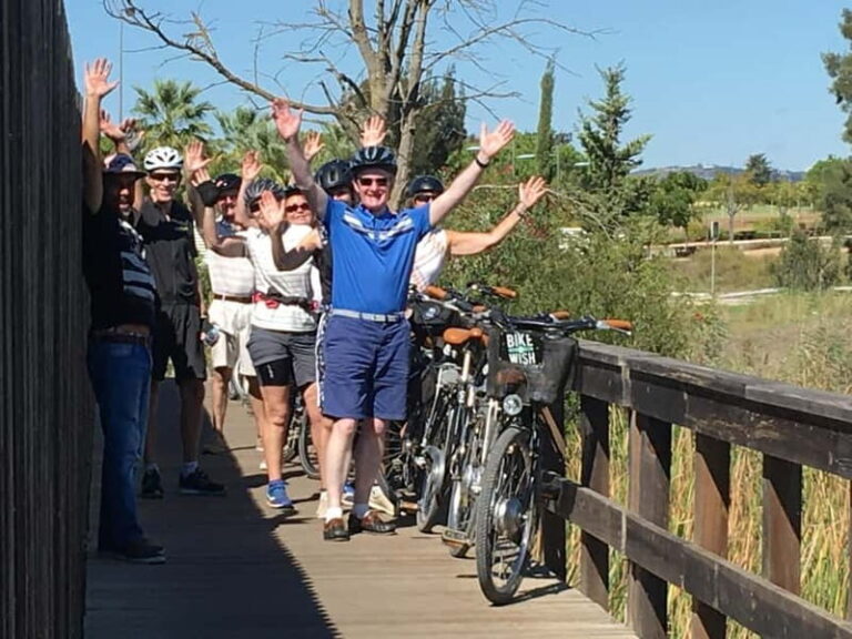 Best of Vilamoura - Guided Bike Tour (3h) - Discovering Quarteira’s Markets and Old Village