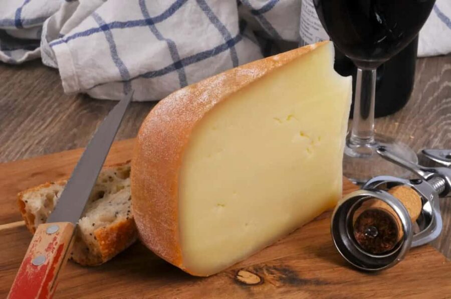 Biarritz: Culture and Food Walking Guided Tour - Why This Tour Works