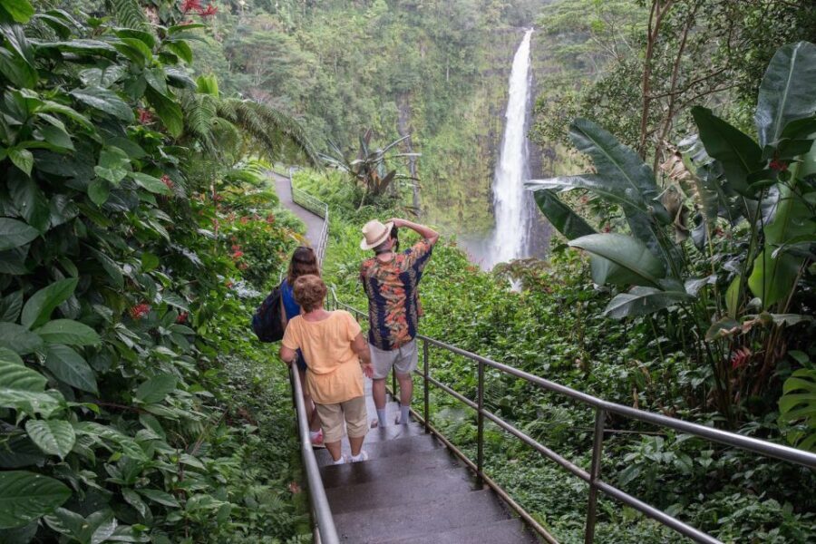 Big Island: Waterfall Tour with Swimming & Botanical Garden - Scenic Drive on Saddle Road