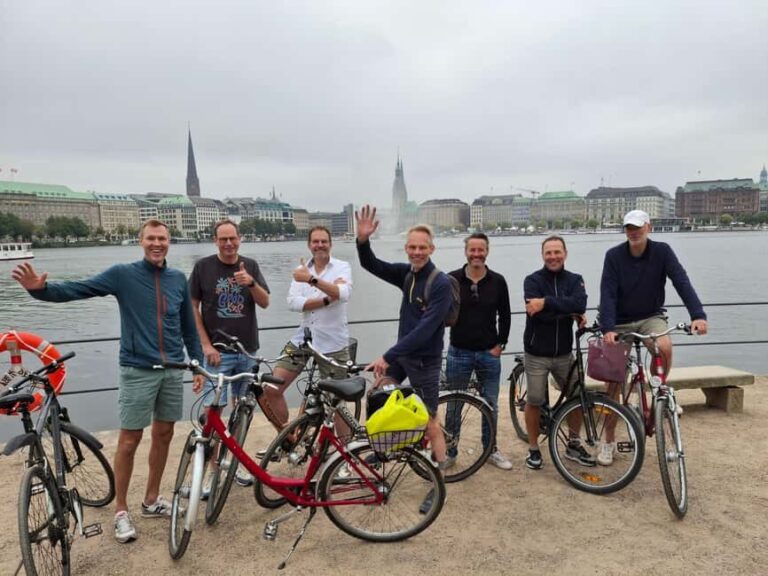 Bike tour around the Alster - Celebs, water, and nature - How the Tour Provides Value and Why It Works