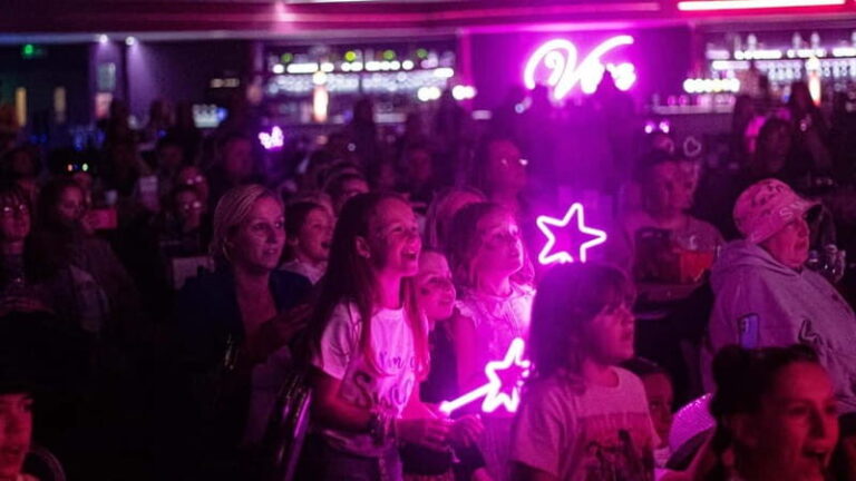 Blackpool: Elf Pop Dreams Christmas Cracker Live Family Show - Who Will Love This Show?