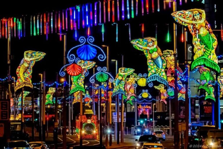 Blackpool: Illuminations Open Top Bus Tour - FAQ