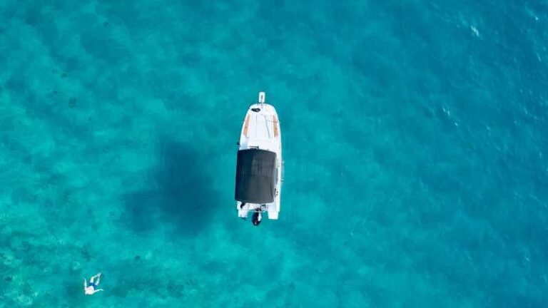 Blue Lagoon & 3 Hidden Islands  Private Speedboat Tour - A Deep Dive into the Experience