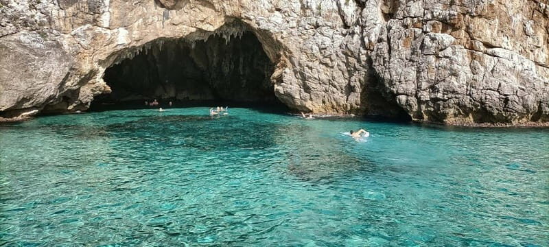 Boat trip and swim at the Blue Grotto in Sperlonga - What’s Included and Practical Tips