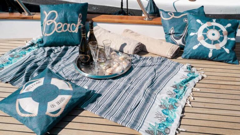 Boat trips with Ocirne in the Bay of Naxos and Isola Bella - Practical Details for Your Booking