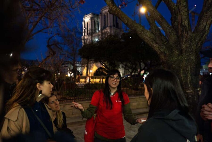 Boho Nights in Paris: A Magical Evening Tour - The Itinerary in Depth