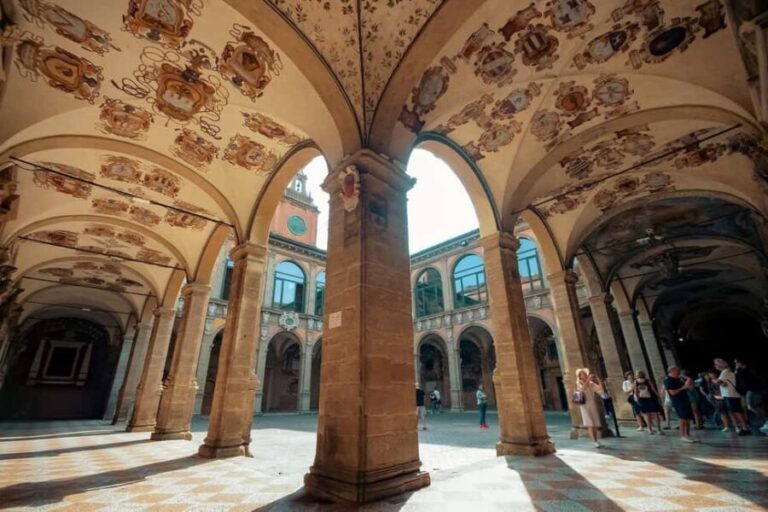 Bologna: Archiginnasio guided group tour - The Sum Up