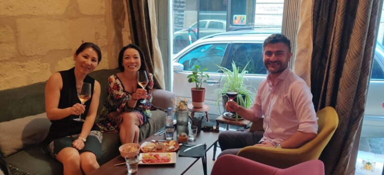 Bordeaux Night Walk ending with Wine and cheese Tasting - The Tasting Experience: A Perfect Culinary End