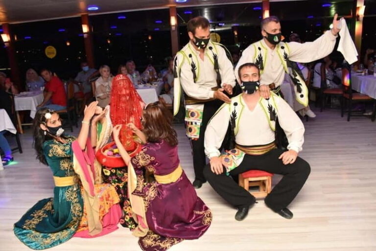 Bosphorus Dinner Cruise & Turkish Night with Live Shows - Value and Practicalities