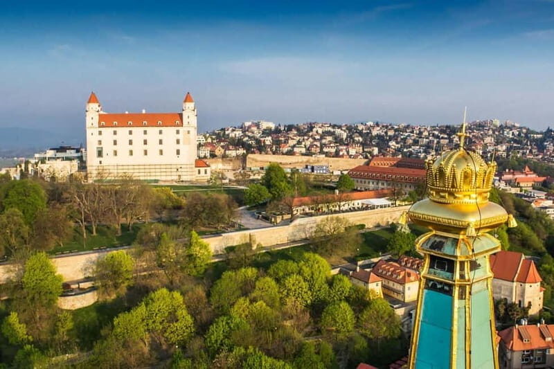 Bratislava: Guided Walking Tour with Castle Entry Ticket - The Castle Experience