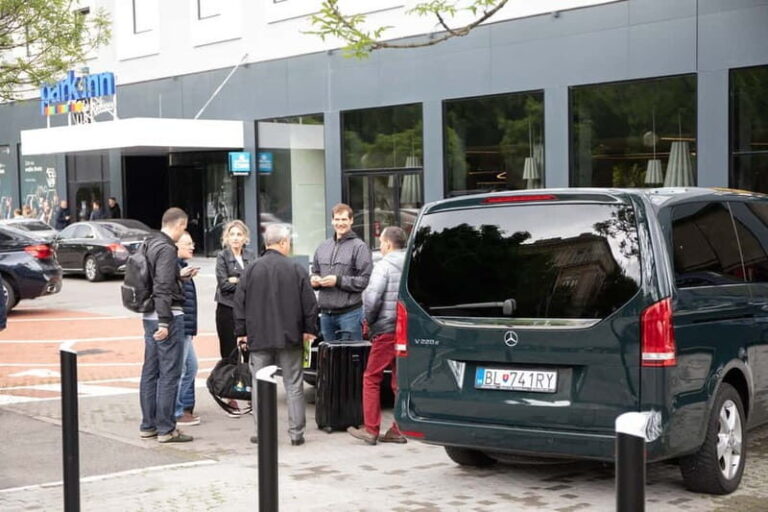 Bratislava: Private City Highlights Tour by Car - Why This Tour Works Well