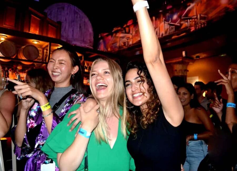 Brighton: Halloween Bar Crawl/ 5+ Venues, Free Shots & More - Why This Tour Is a Great Choice