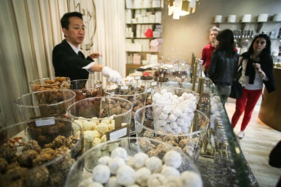 Brussels: Chocolate Appreciation and Tasting Walking Tour - The Value for Money