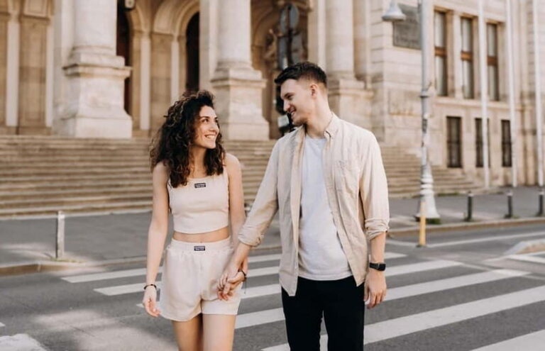 Bucharest: Essential Photo Session in the Charming Streets - What to Expect from the Photos