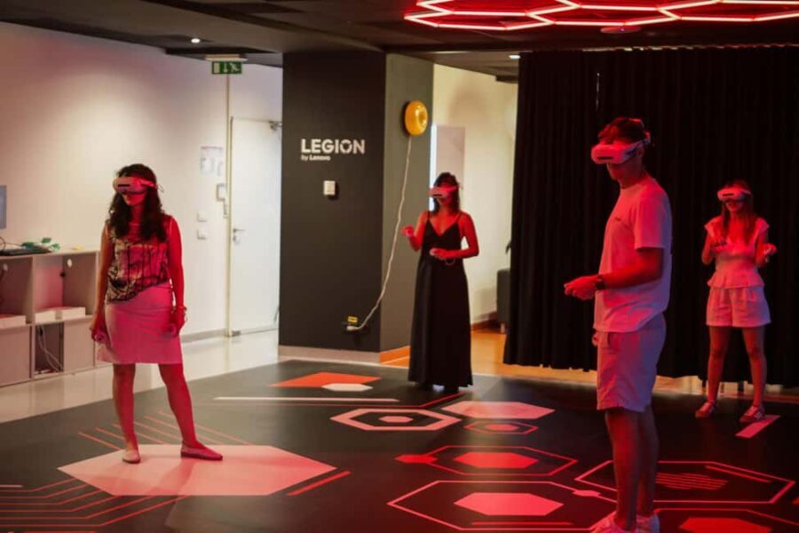 Bucharest: Family VR Adventure with Refreshments - Who Will Love It?