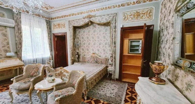 Bucharest : Parliament, Village Museum & Ceauescu Mansion - Final Thoughts: Is It Worth It?