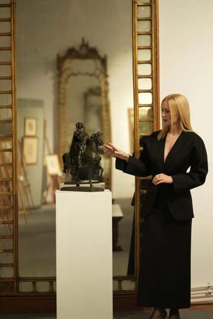 Bucharest through eyes of Queen Elisabeth of Romania. - Who Will Love This Tour?