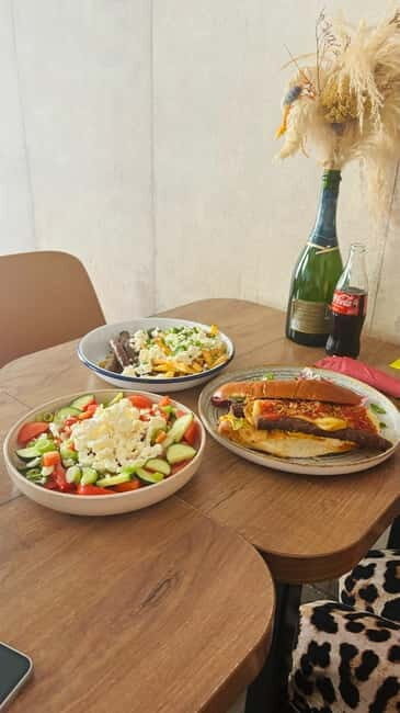 Bucharest: Traditional Romanian Lunch Experience - What is the experience all about?