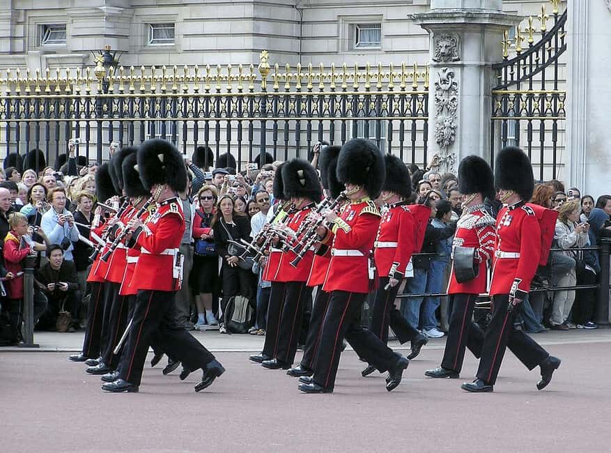Buckingham Palace, Change the Guard & Crown Jewels Tour - A Complete Look at the Tour Itinerary