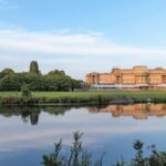 Buckingham Palace State Rooms Entry & Royal London Audio App - The Royal Side of London