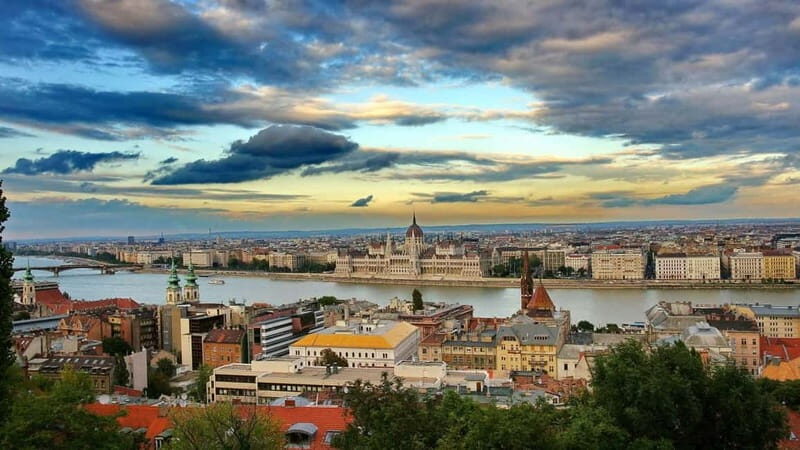 Budapest: Danube Cruise with Audioguide & Panorama Terrace - The Route and Landmarks