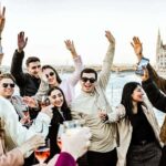 Budapest: Danube River Cruise with Unlimited Rosé Wine - What You Can Expect During the Cruise