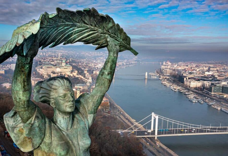 Budapest: Grand City Walking Tour with a Guide - Practical Considerations and What to Expect