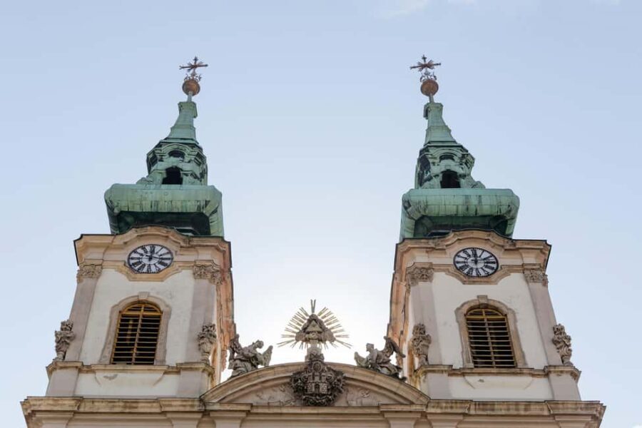 Budapest: Old Buda Walking Tour & Folk Music Performance - Roman Ruins and Thermal Baths