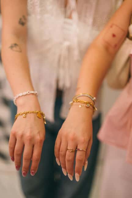 Budapest: Personalized Bracelet-Making Experience - Who Will Love This Experience?