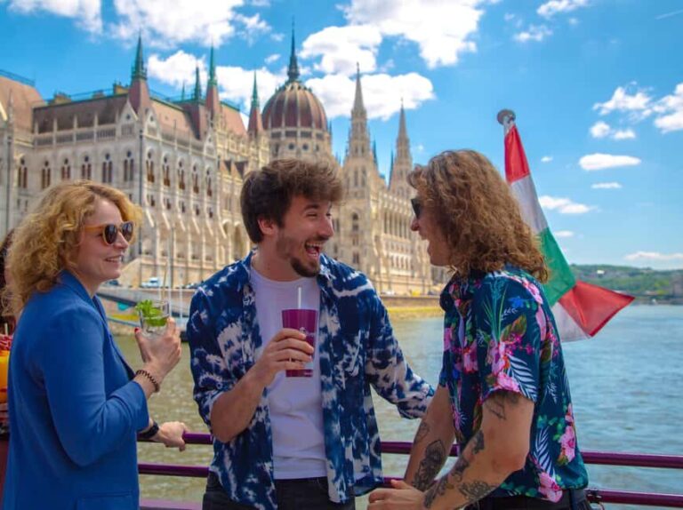 Budapest Sightseeing Cruise with Welcome Drink - Why this Budapest Sightseeing Cruise Stands Out