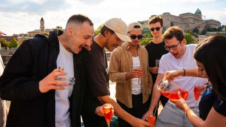 Budapest: Sip & Sail Cruise with Aperol & Prosecco Cocktails - What Reviewers Love Most